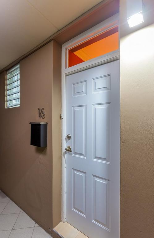 Choose To Be Happy At Seymour # 9 And #16 - Studio Apartments Кингстон Номер фото